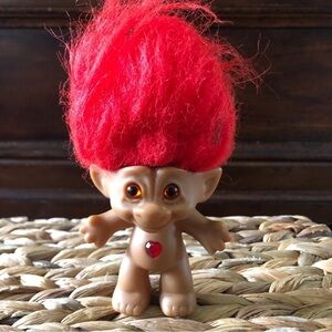Vintage Treasure Trolls red hair red heart gem